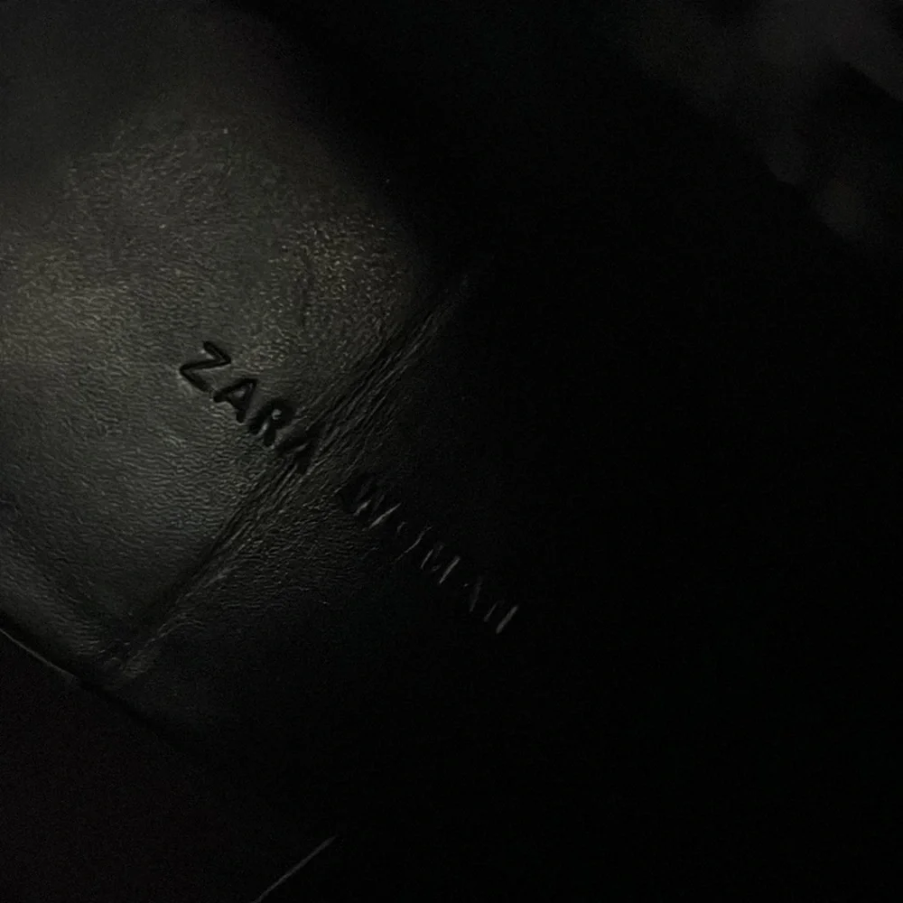 Zara Woman black heel booties - Picture 9 of 10